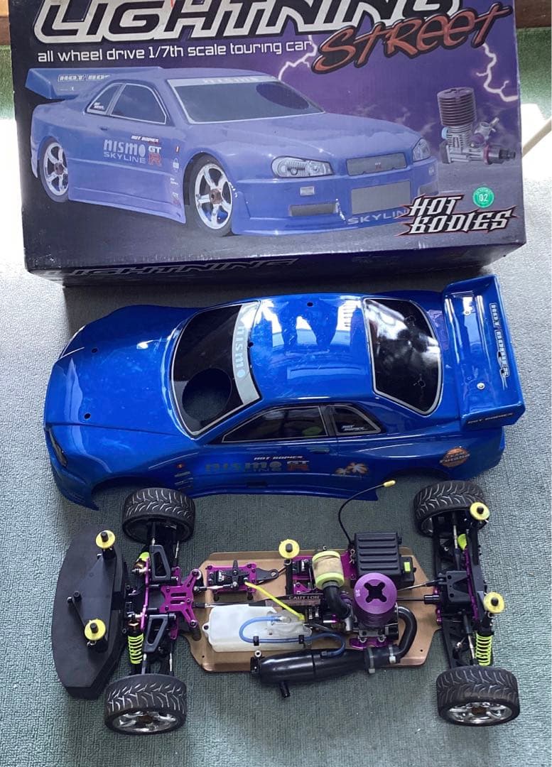 HOT BODIES 1/7GPニスモ・スカイライン32GT-R