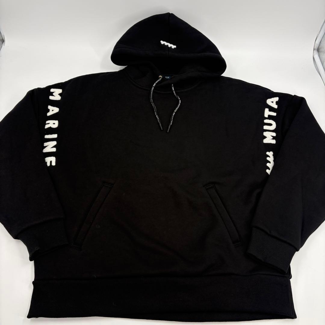 美品　muta MARINE ムータマリン パーカー 黒 ゴルフ 922