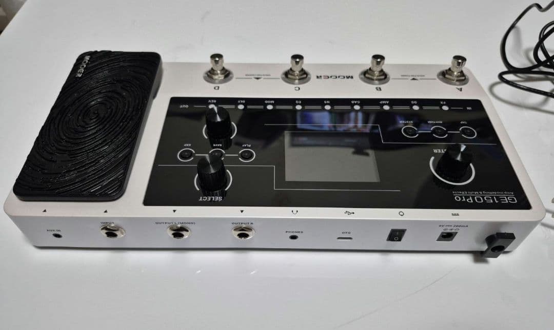【限定セール15,000】MOOER GE150 Proギターマルチエフェクター