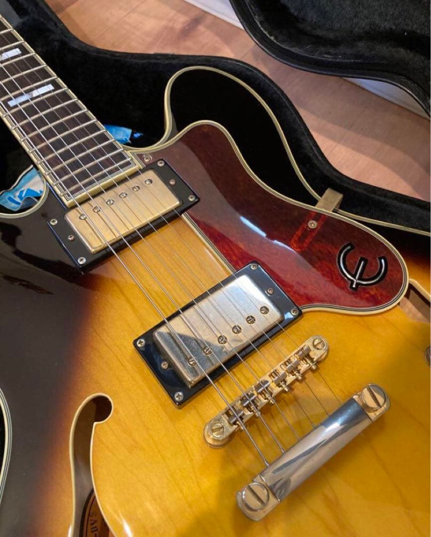 Epiphone SHERATON II VS エピフォン