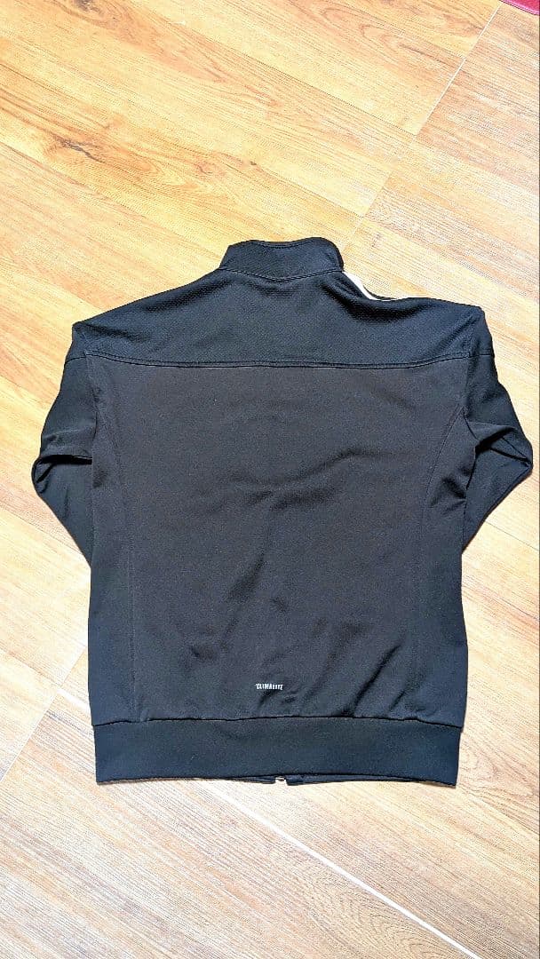 短期出品☆新品未使用品☆adidasTWNTY4SVN上下セットアップMサイズ