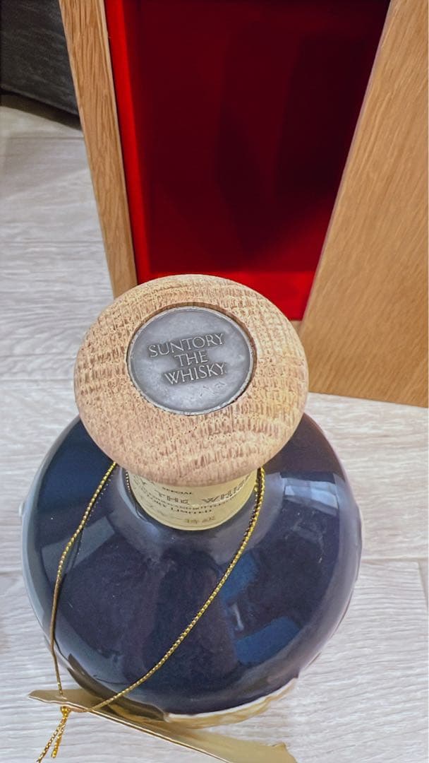 希少！サントリー　ザ・ウイスキー特級　有田焼ボトル未開封美品！