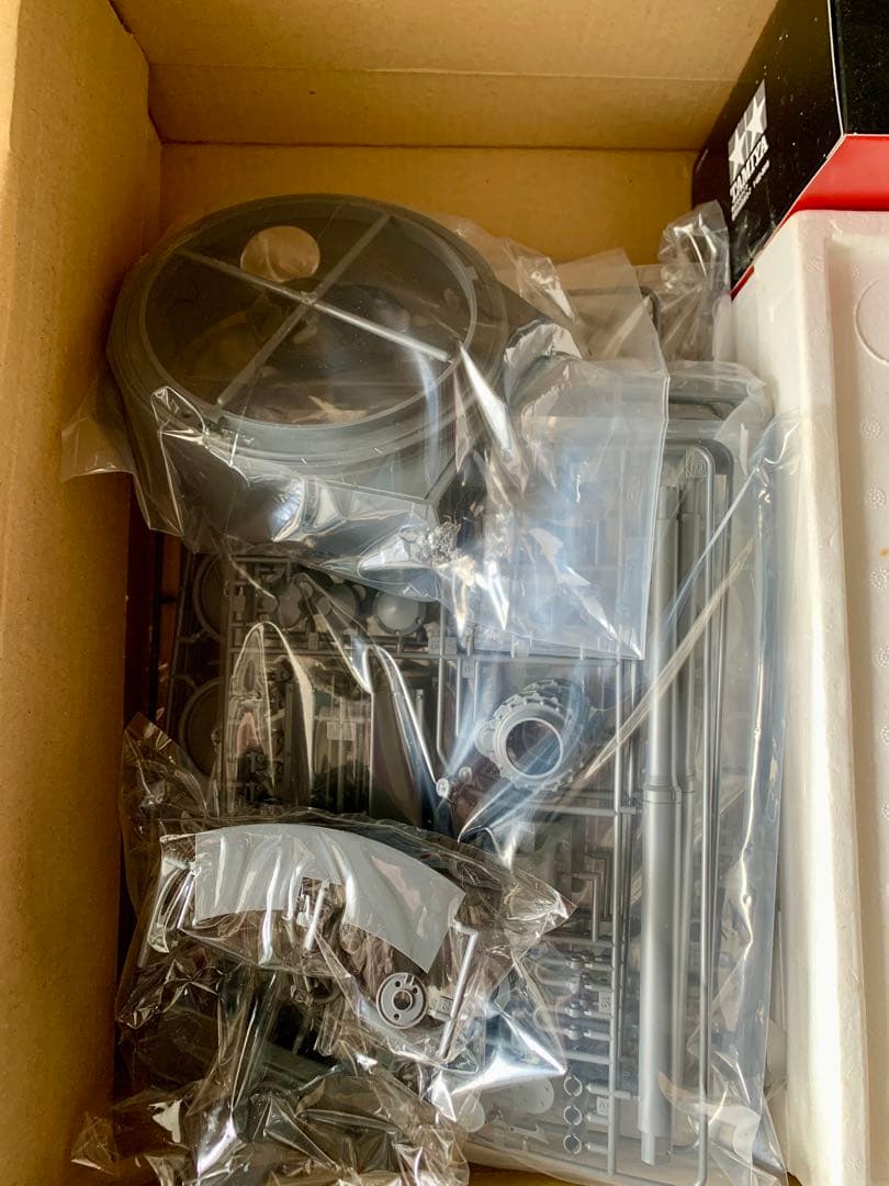 タミヤ　電動ラジオコントロールタンク　タイガーI パーツ1個欠品