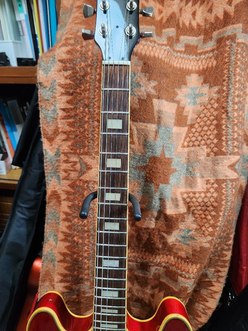 再出品(..)Juno BLS-620 レッドエレキギター シャパンヴィンテージ