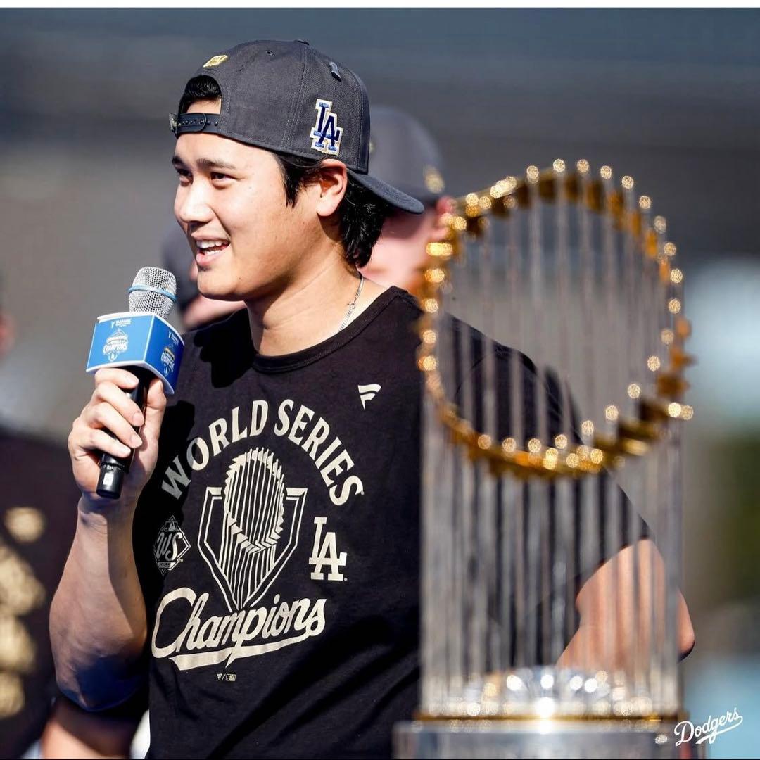 ワールドシリーズ チャンピオン Tシャツ S 黒 Fanatics