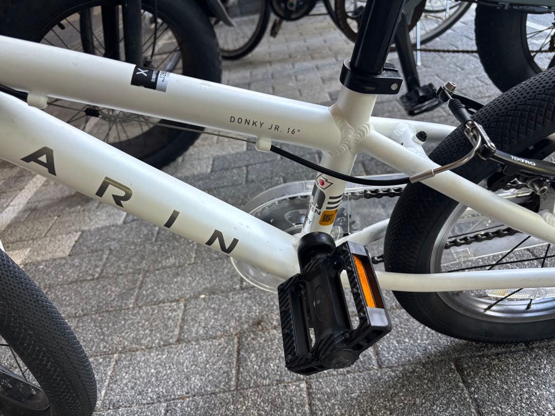 MARIN 16inch子供用自転車 ホワイト　補助輪付