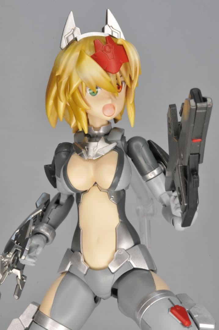 【30MS】バンダイ　アルカ=カルティー　ミリタリーテイスト　全塗装完成品