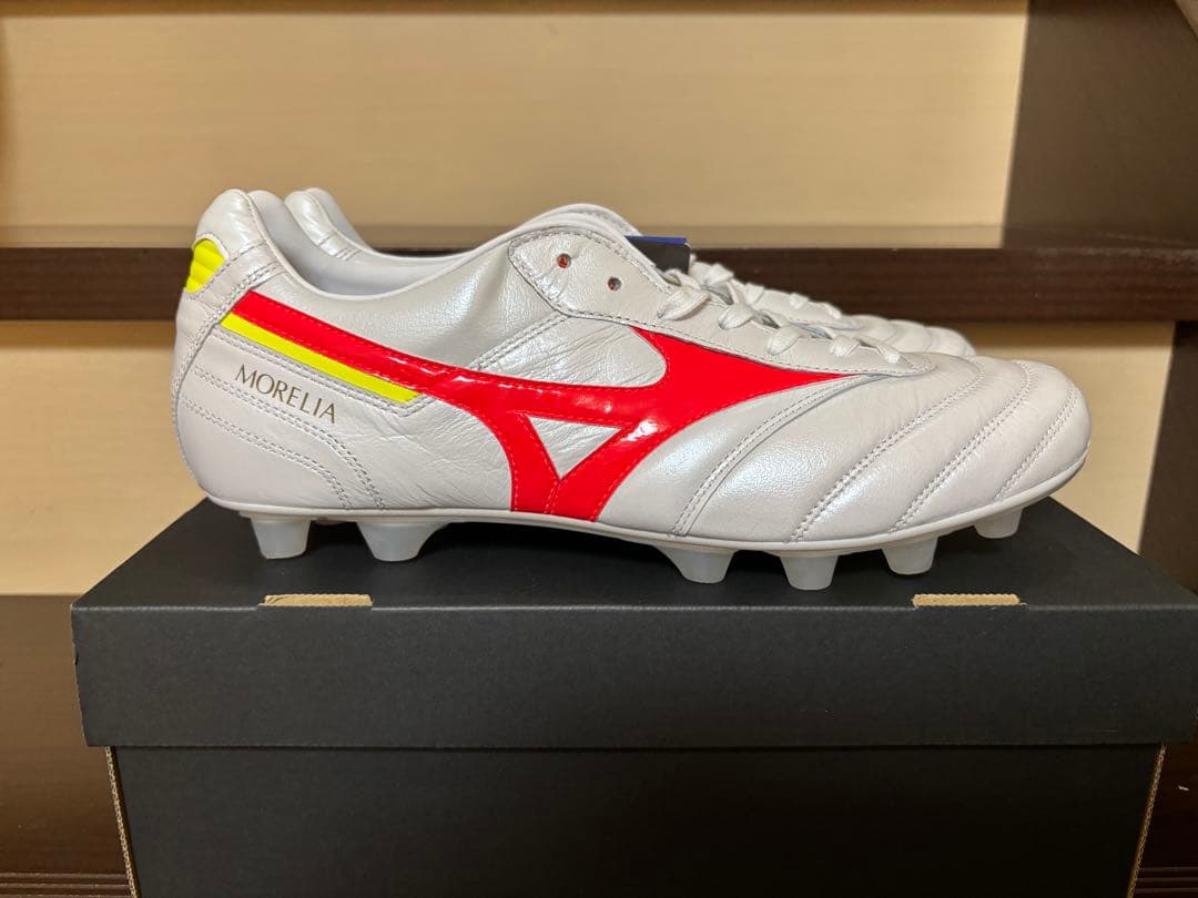 サッカースパイク　ミズノ　モレリア2 JAPAN 限定色　新品　27cm