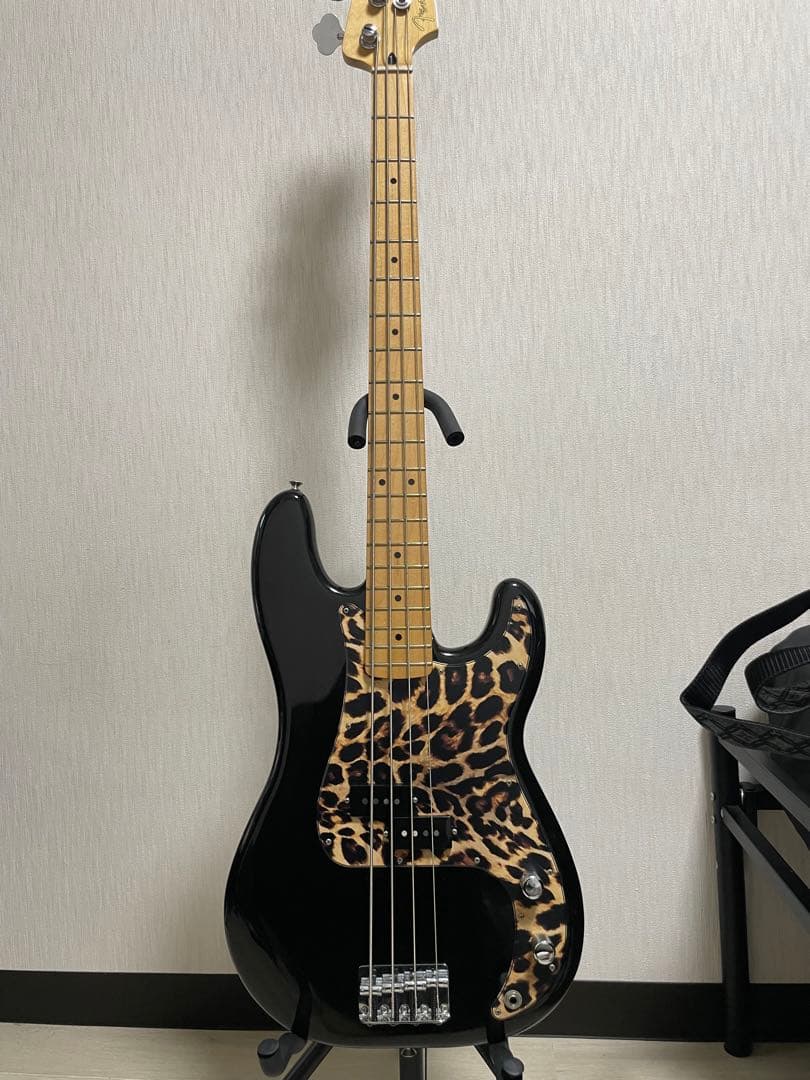 ベース Fender Player Series Precision Bass