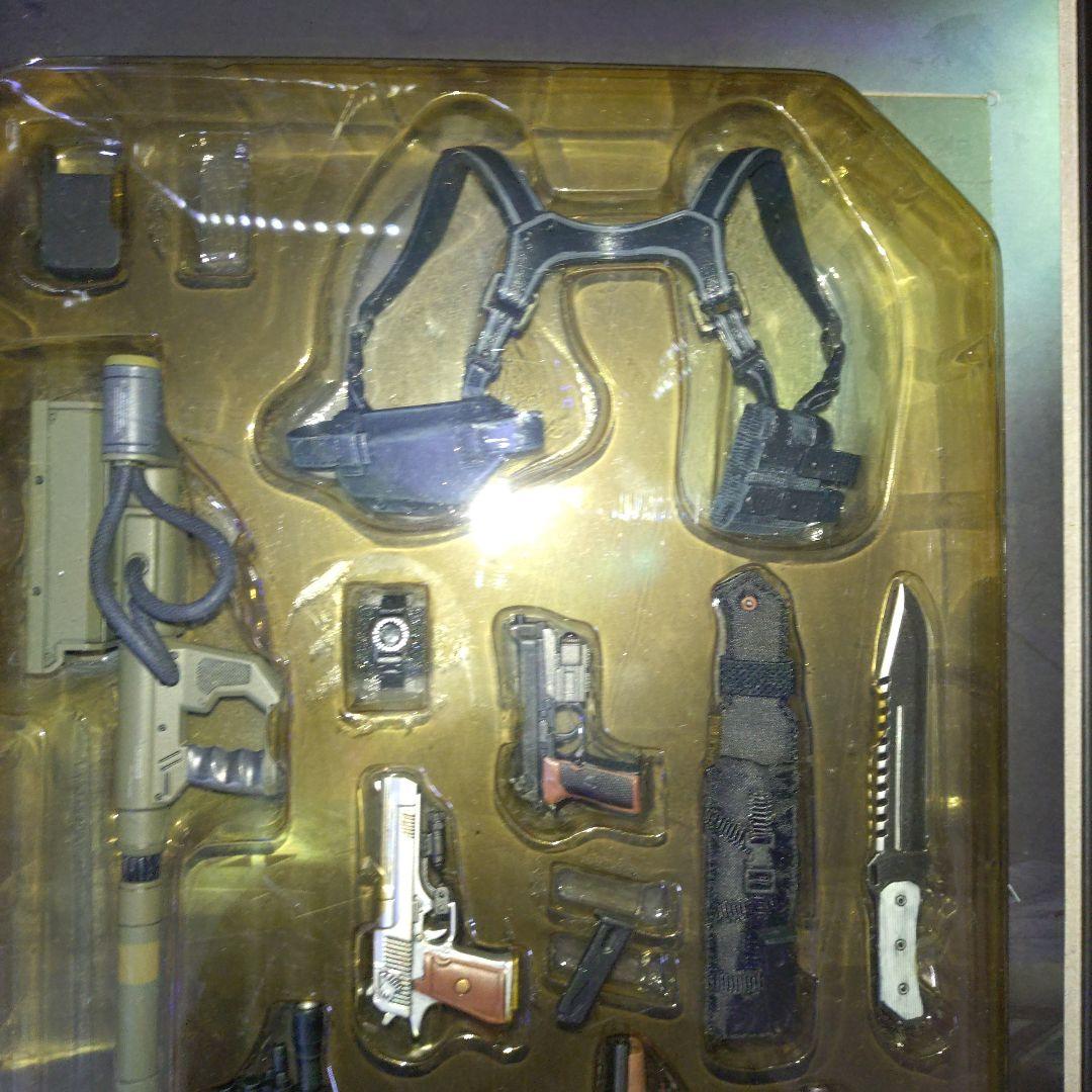 ホットトイズ バイオハザード5 アルバート・ウェスカー MIDNIGHT版