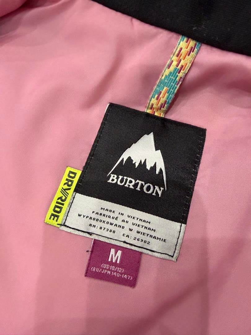 バートンBURTONキッズ M スノーボードウエア　上下セット140スキーウエア