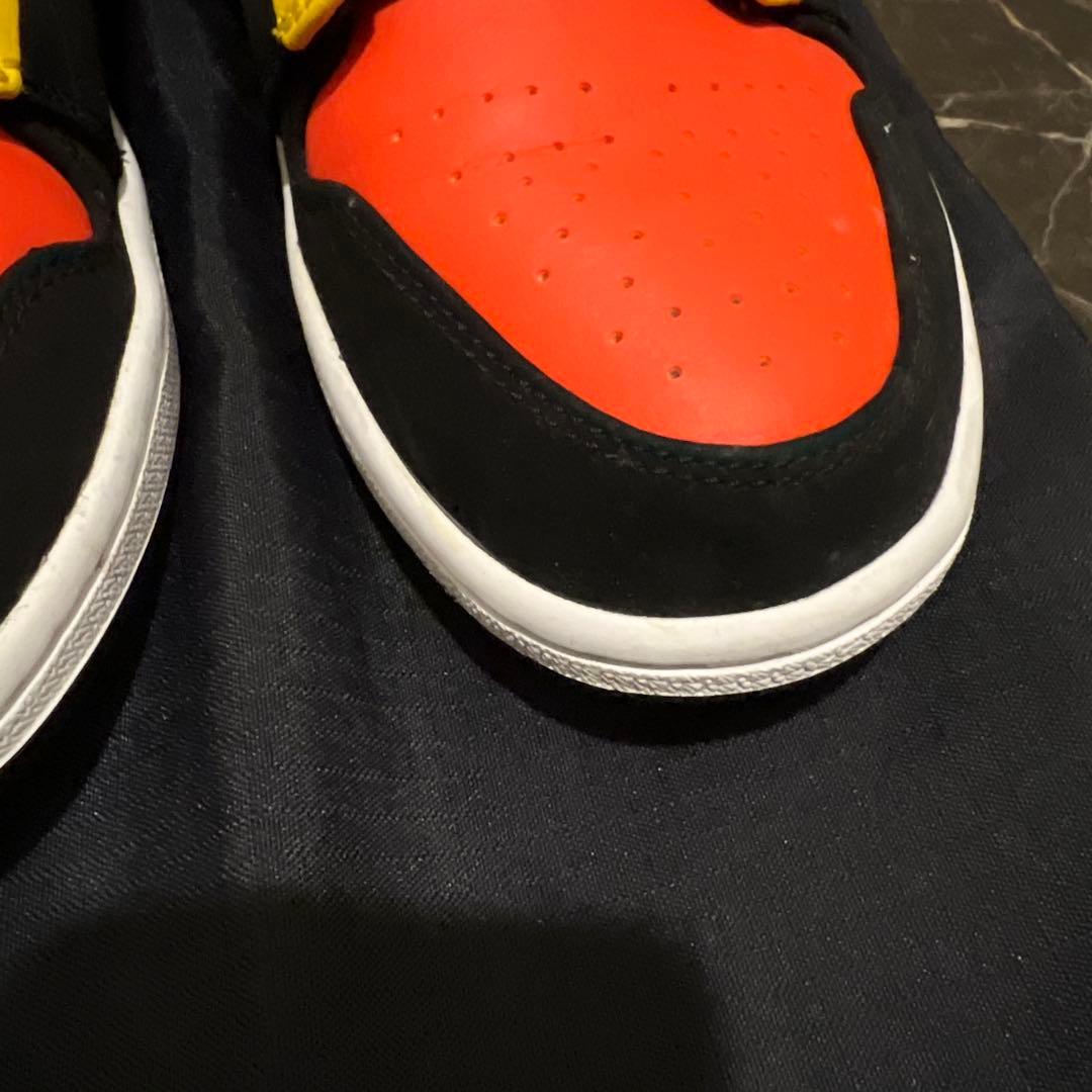 ナイキAir Jordan 1 Mid SE \"Amarillo Orange