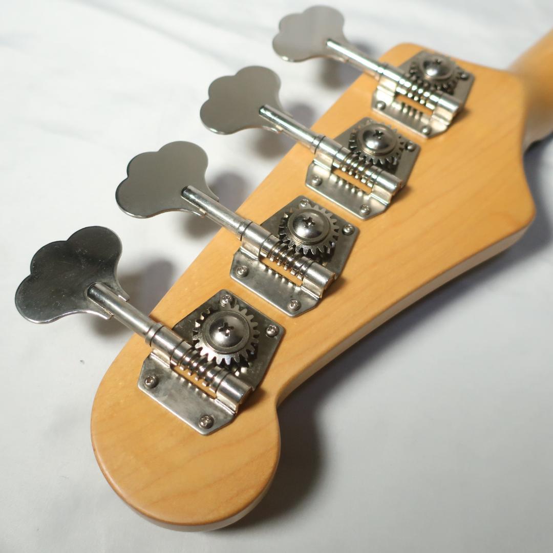 美品 Brian by Bacchus エレキベース レアカラー ゴールド