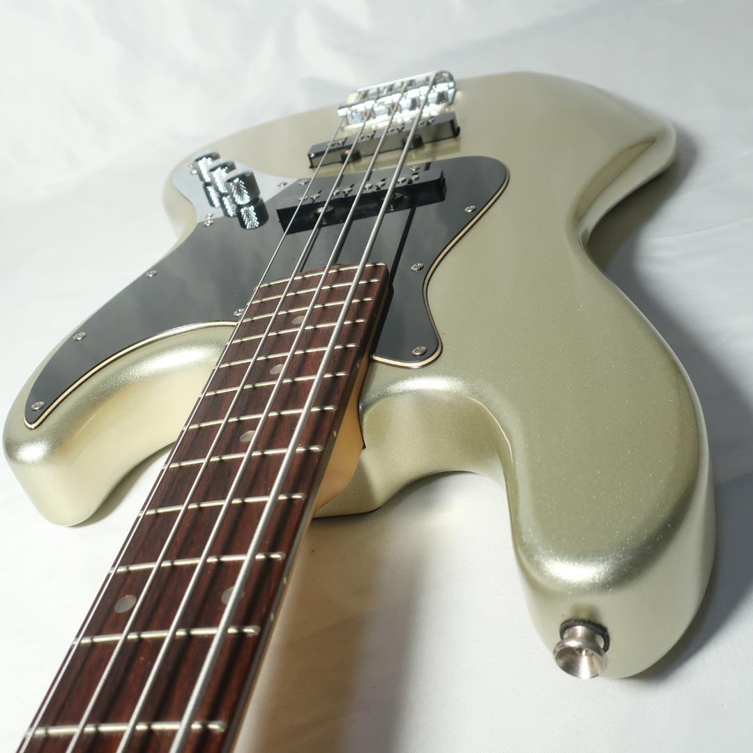 美品 Brian by Bacchus エレキベース レアカラー ゴールド