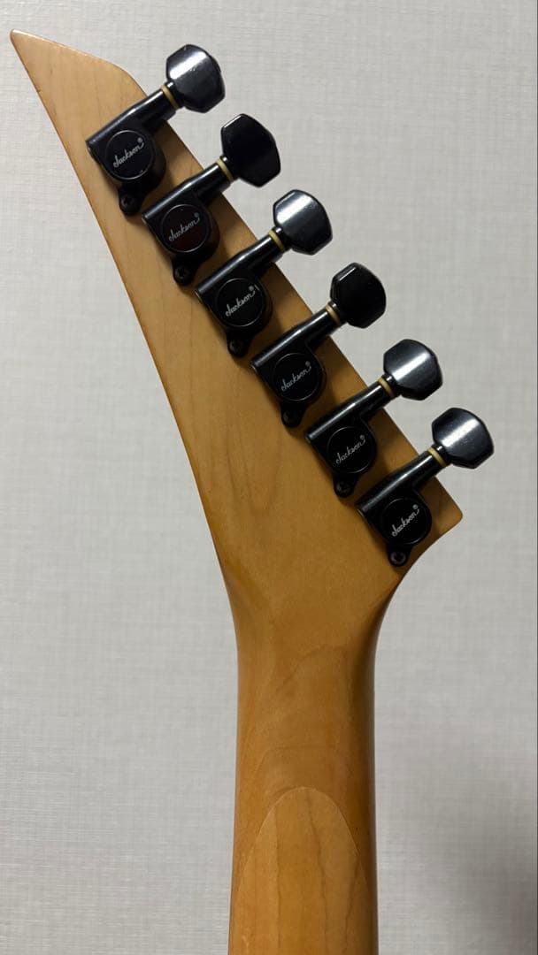 Jackson Dinkyタイプギター