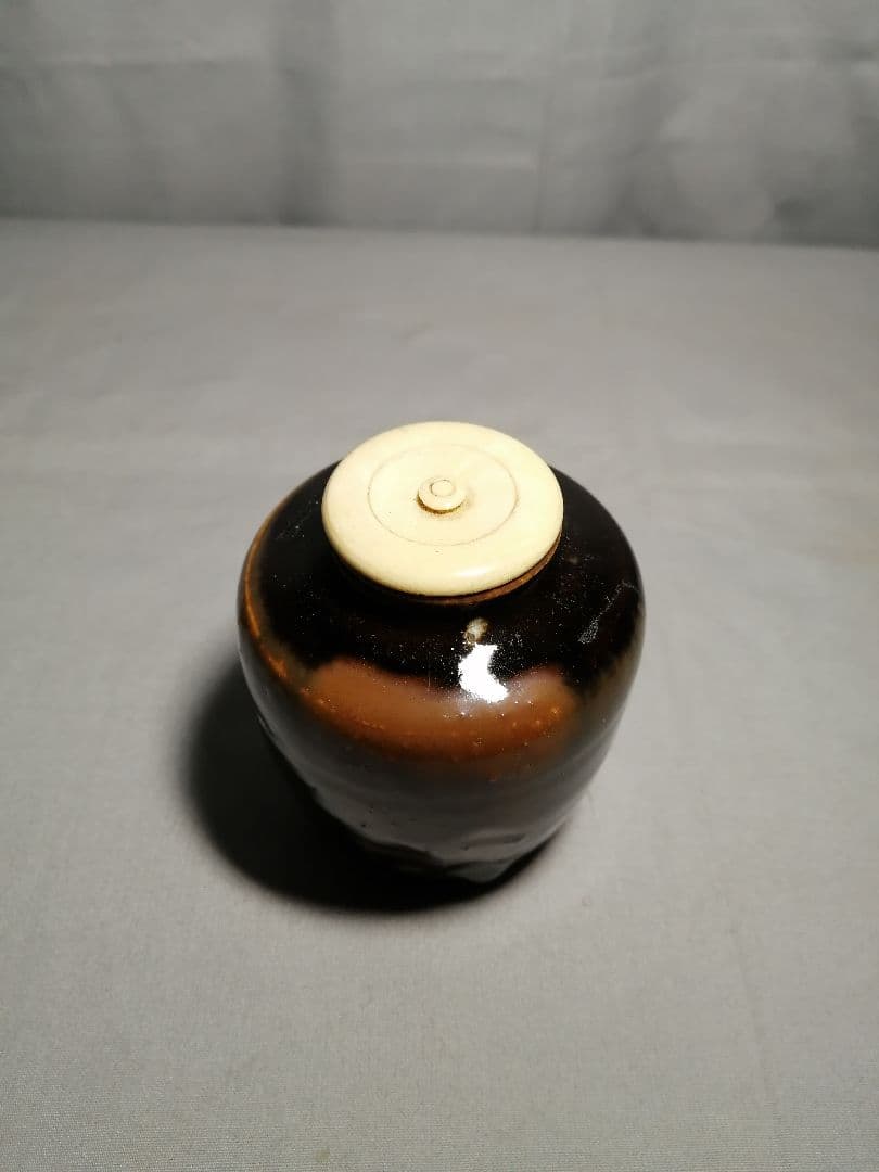 【茶道具】時代瀬戸茶入　金剛金襴添え　茶入115