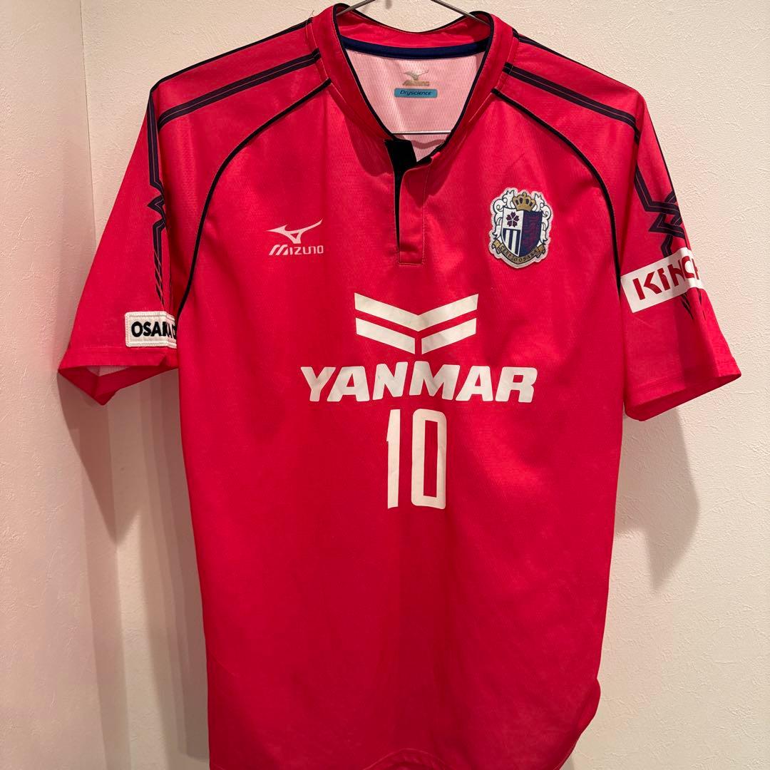 サッカー　セレッソ大阪　フォルラン　ユニフォーム