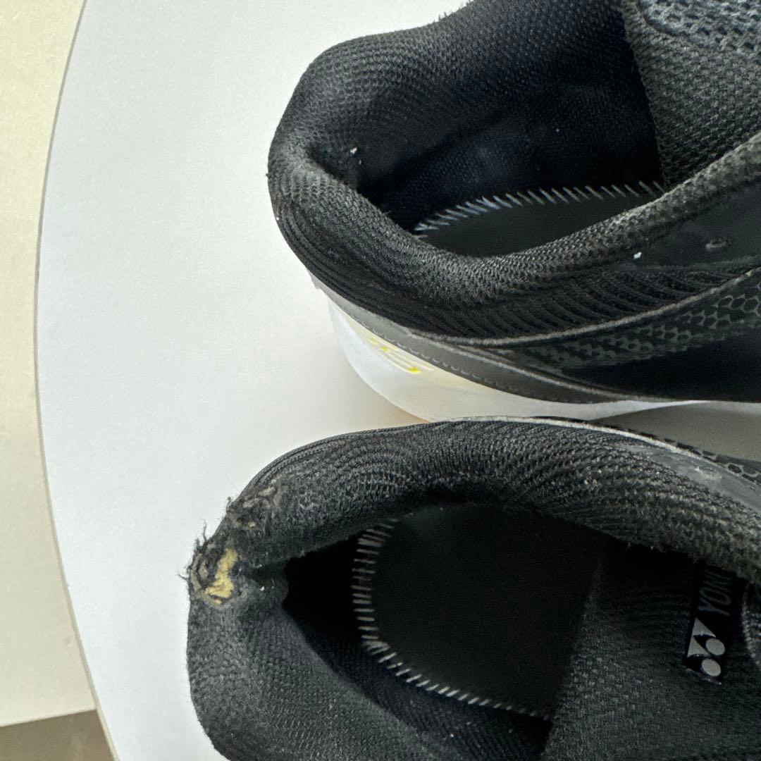 ヨネックス　バドミントンシューズ　65Z 黒　27.0