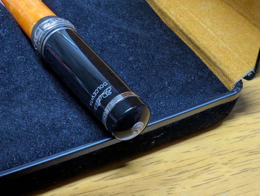 万年筆 デルタ ドルチェビータ ミニ