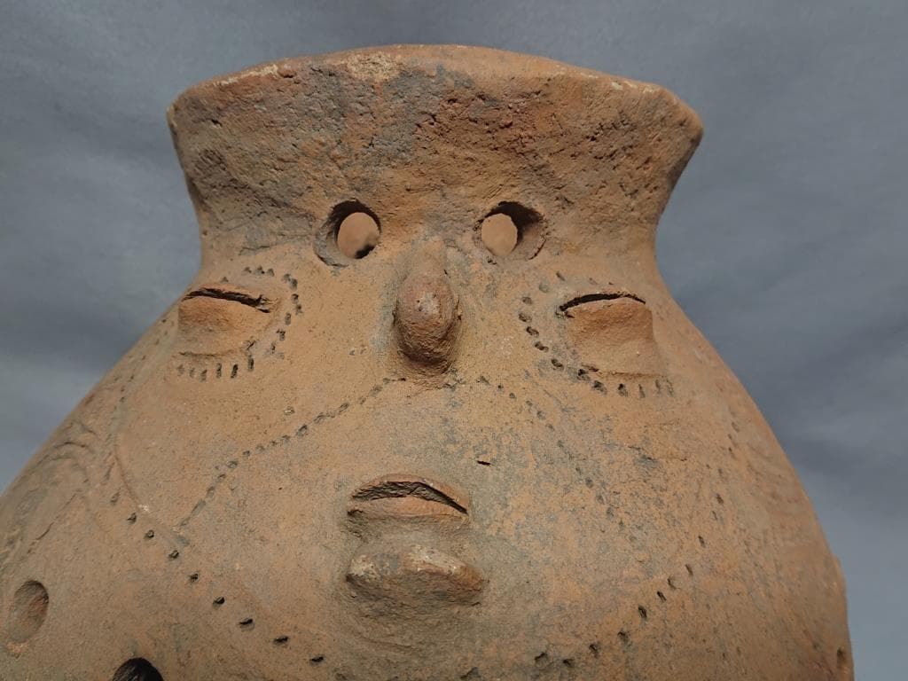 コレクター収集品　パプアニューギニア　人面素焼きの土器　燻製用