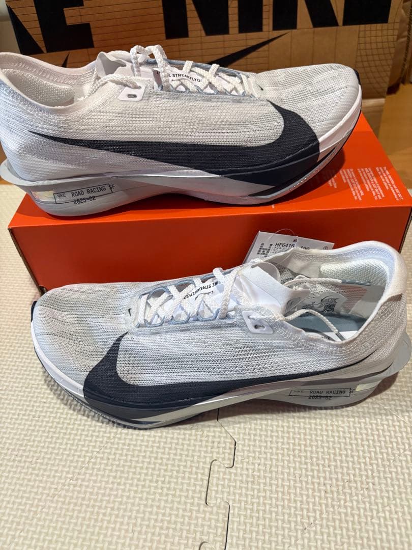 ナイキズームXストリークフライ2