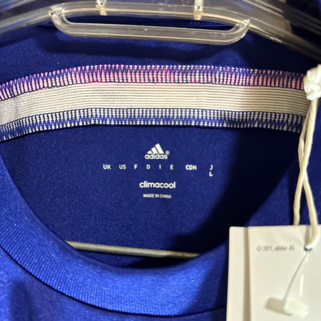 新品　世界１エンブレム　L size サッカー　football なでしこ