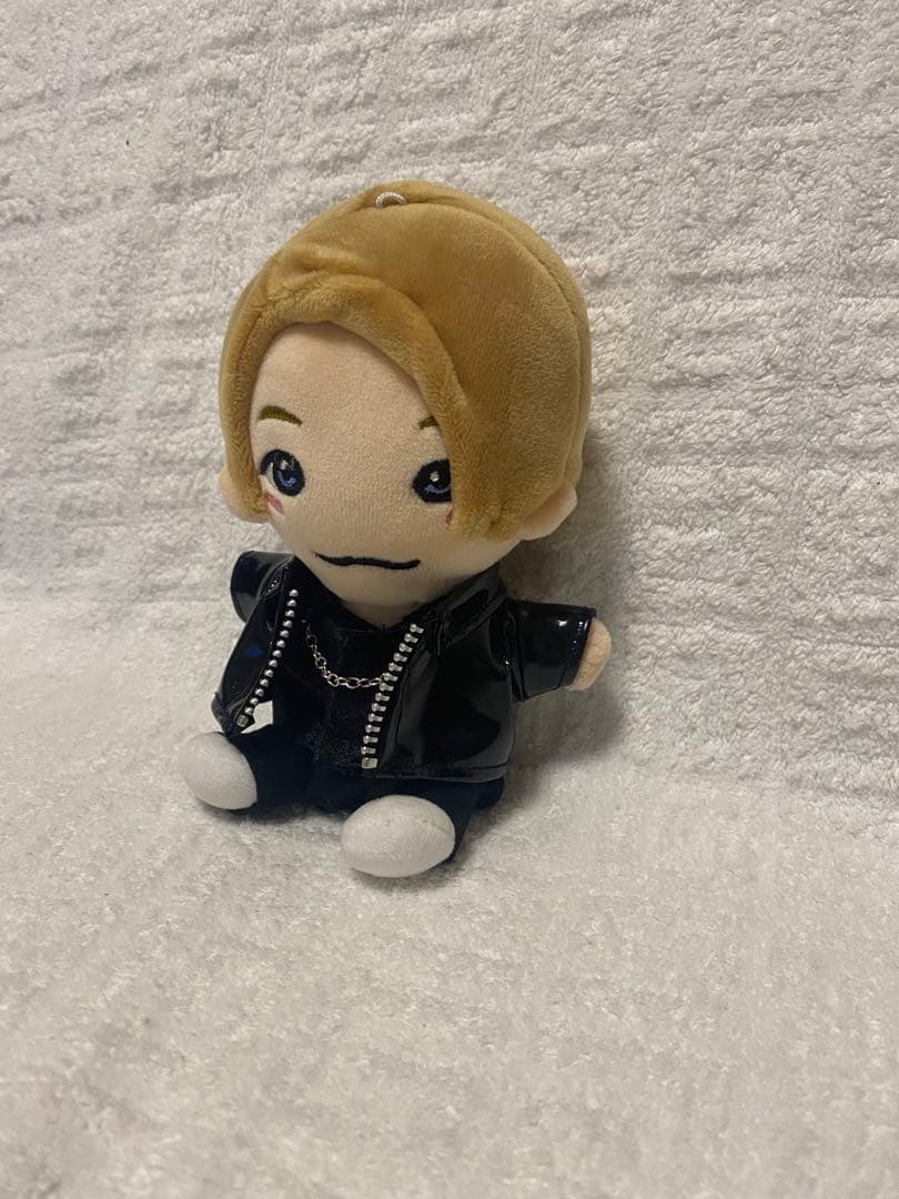 Ａぇ!group ちびぬい　デビュー曲　衣装