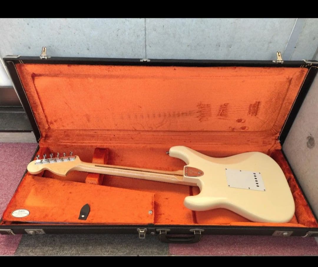 Fnder USA 70`s stratocaster ”選定品”