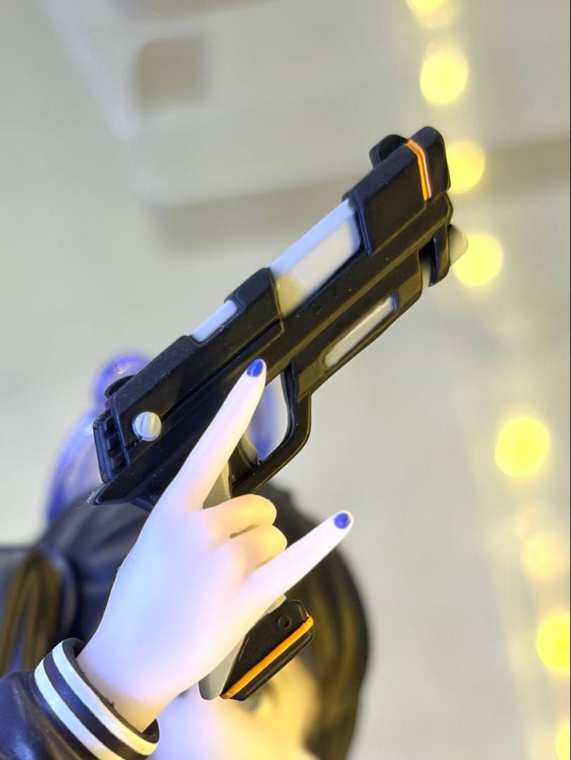 Colors : Blue フィギュア