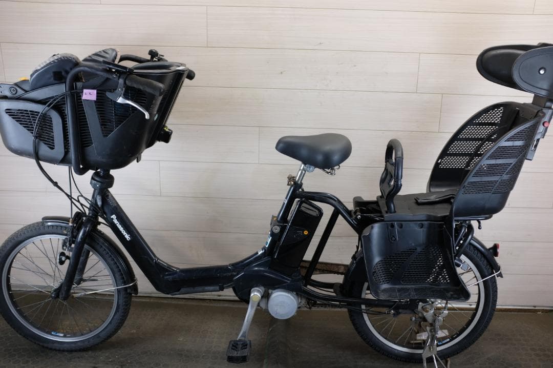 新基準パナソニック ギュット　　20インチ　3段　8.9Ah（5点灯）充電器あり