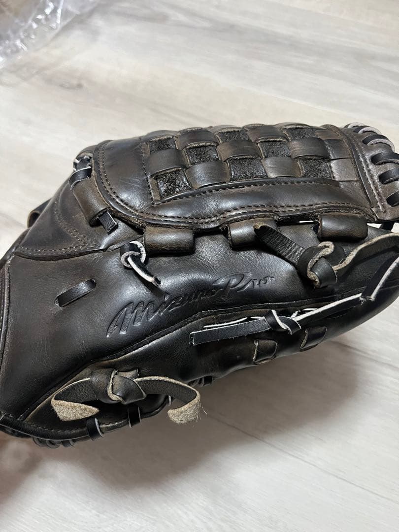 ミズノプロ 希少ビックＭ　硬式用　投手用