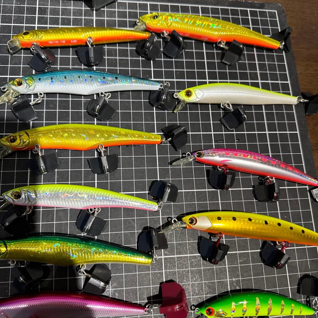 みんな美品　シーバスルアー　大量　40個　魚道　アイマ　メガバスなど。