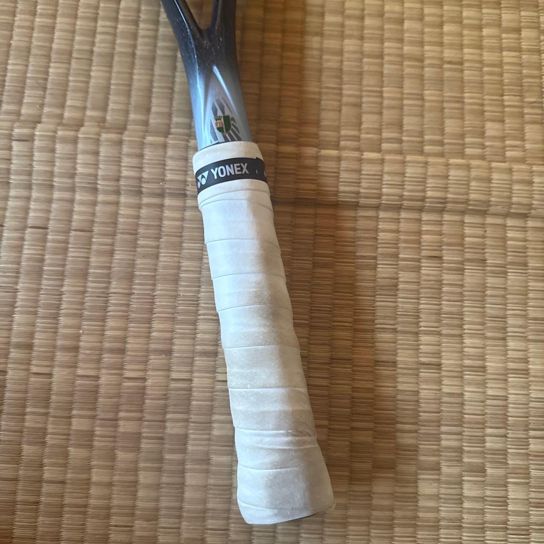 ボルトレイジ8V テニスラケット