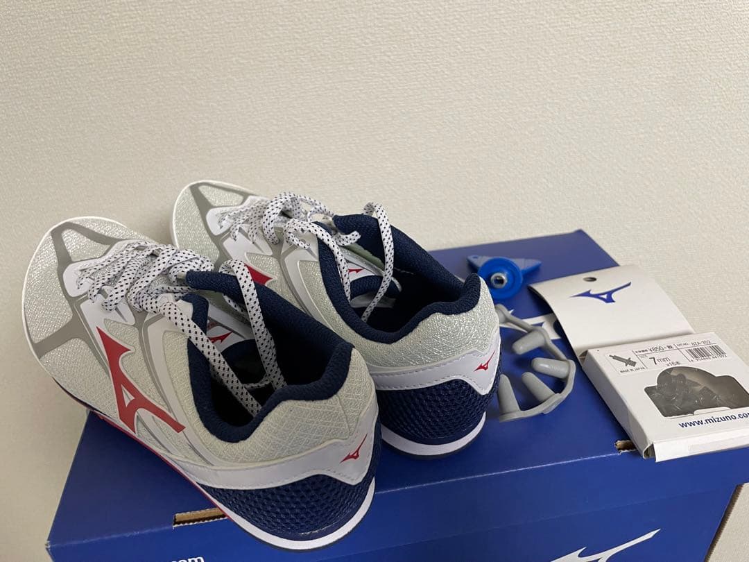 日体大 陸上スパイク 23.5cm