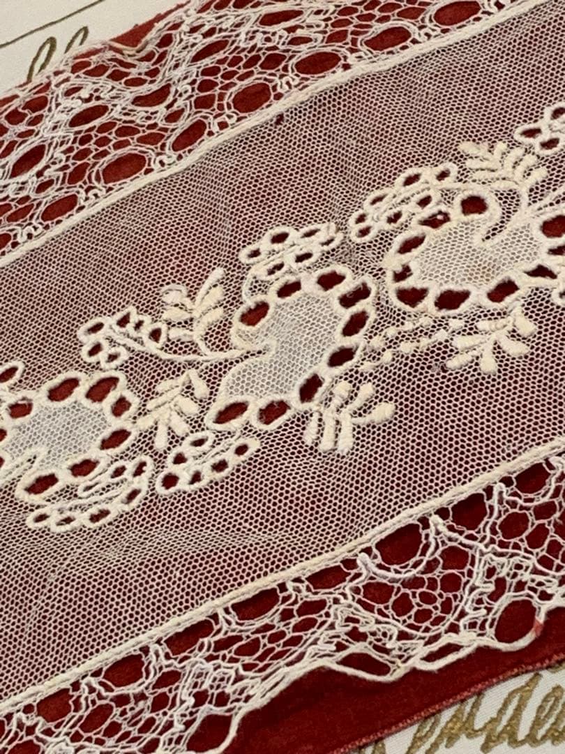 フランスアンティーク　1890年〜デンマーク衣装ミュージアム級の手織りレース！