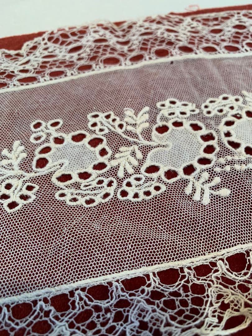 フランスアンティーク　1890年〜デンマーク衣装ミュージアム級の手織りレース！