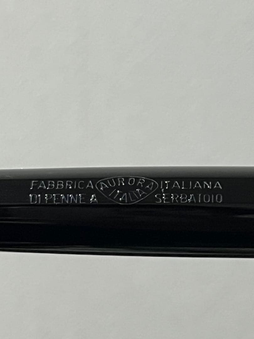 AURORA オプティマ 万年筆 14金ペン先 M 黒