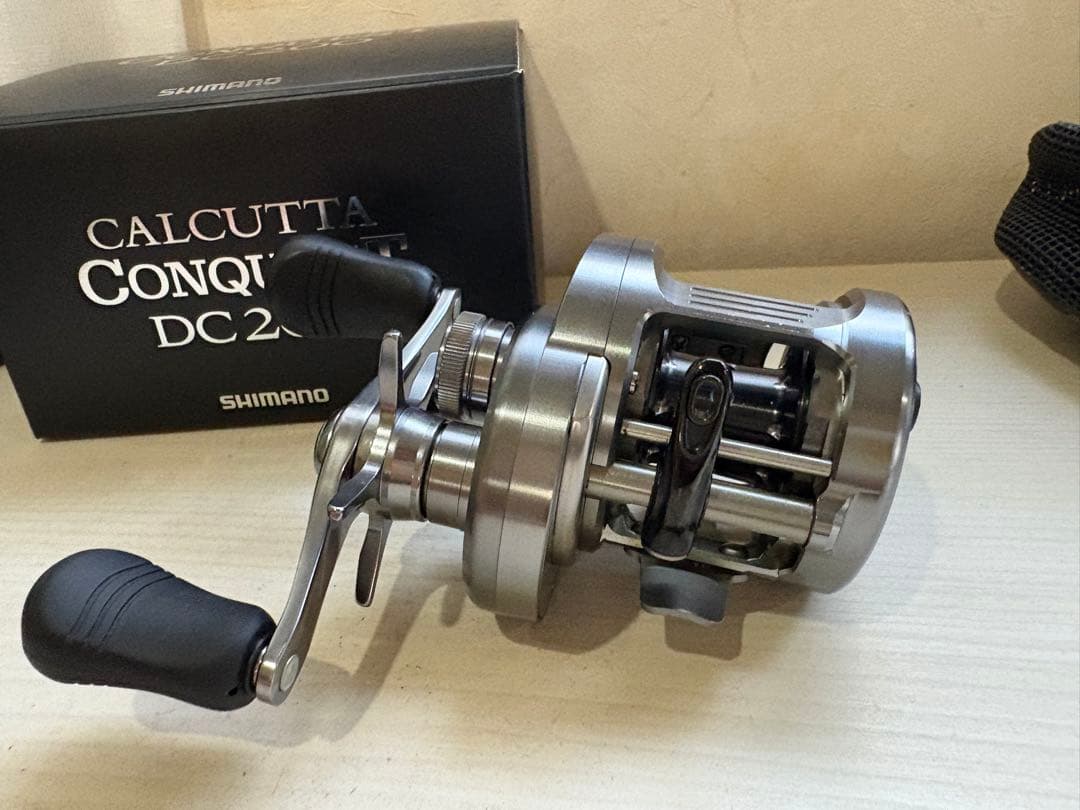 ★☆シマノ 19カルカッタコンクエスト 200DC 未記入保証書　超美品