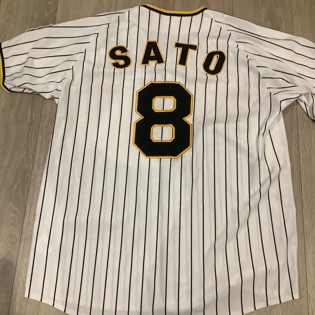 阪神タイガース　佐藤輝明　ユニフォーム　Lサイズ