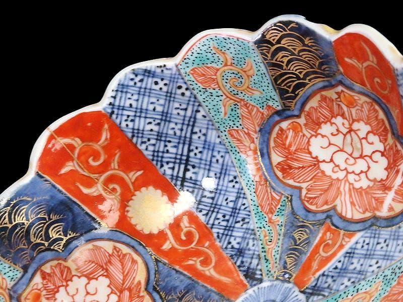 古伊万里　金襴手　窓絵　牡丹の図　輪花鉢　菓子鉢　E900AS-CUq