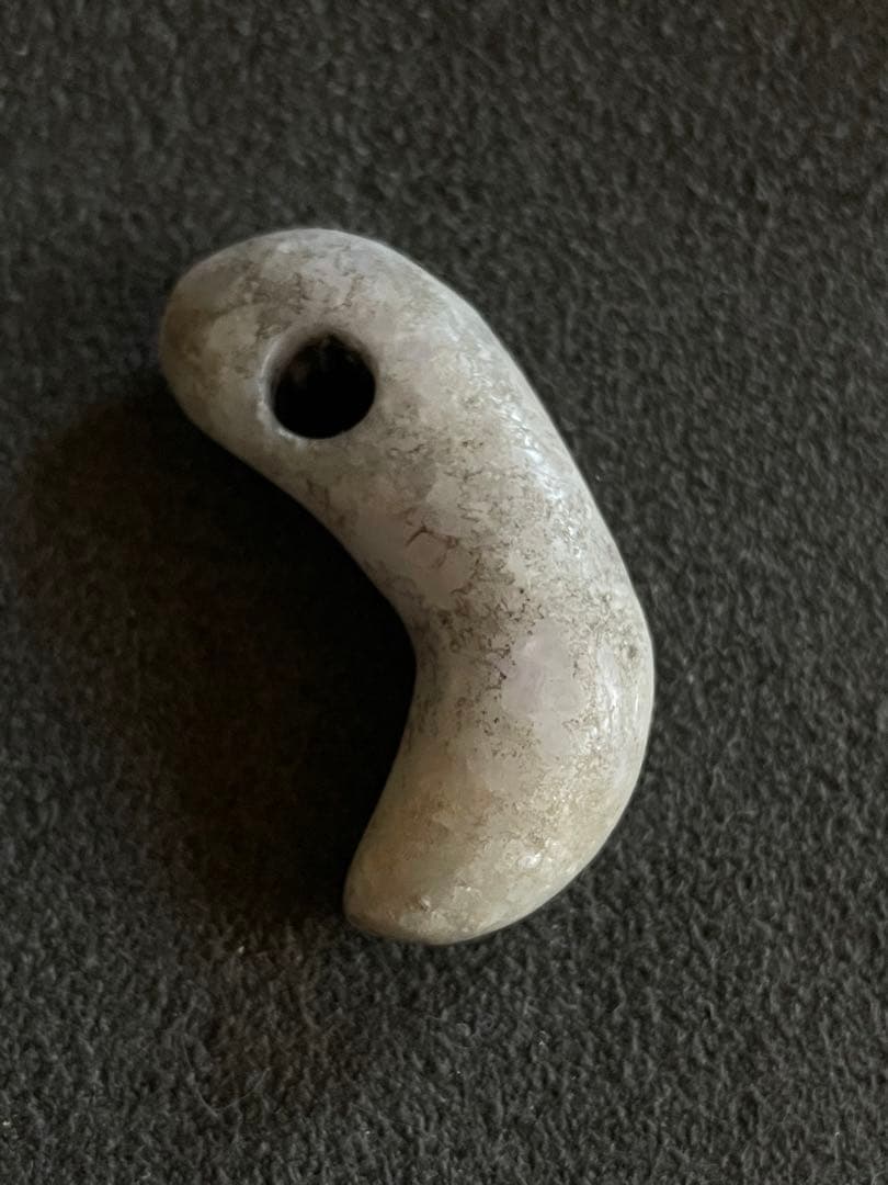 縄文～弥生時代　勾玉　翡翠　氷翡翠　出土品