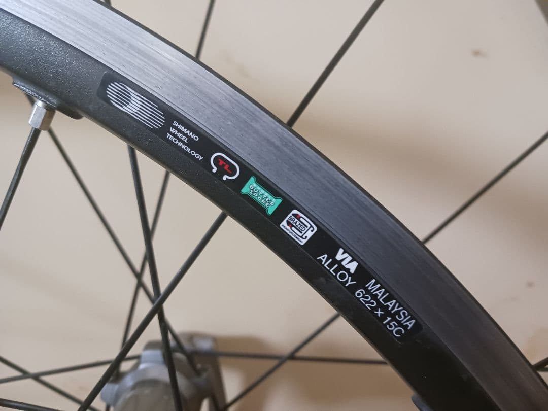 美品 アルテグラ WH-6700 前後ホイールセット 10速 チューブレス対応