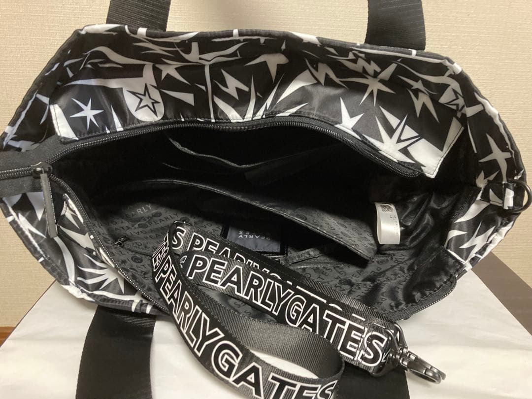 パーリーゲイツ　ロッカーバッグ　2025年　ギザ星柄シリーズ　ブラック　美品