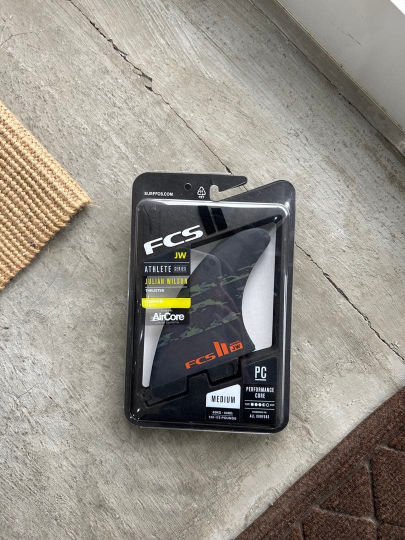 FCS II JW サーフボードフィン ミディアム