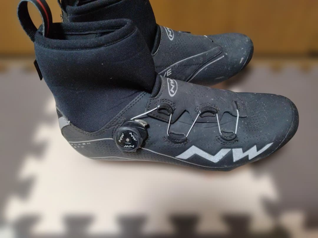 Northwave 冬用ロードビンディングシューズ
