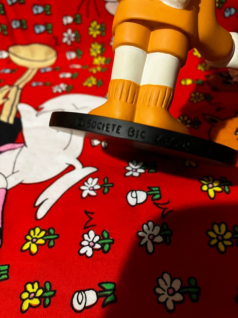 bicボールペン ディスプレイ　置物　陶器　ソフビ　硬質プラ　００年代