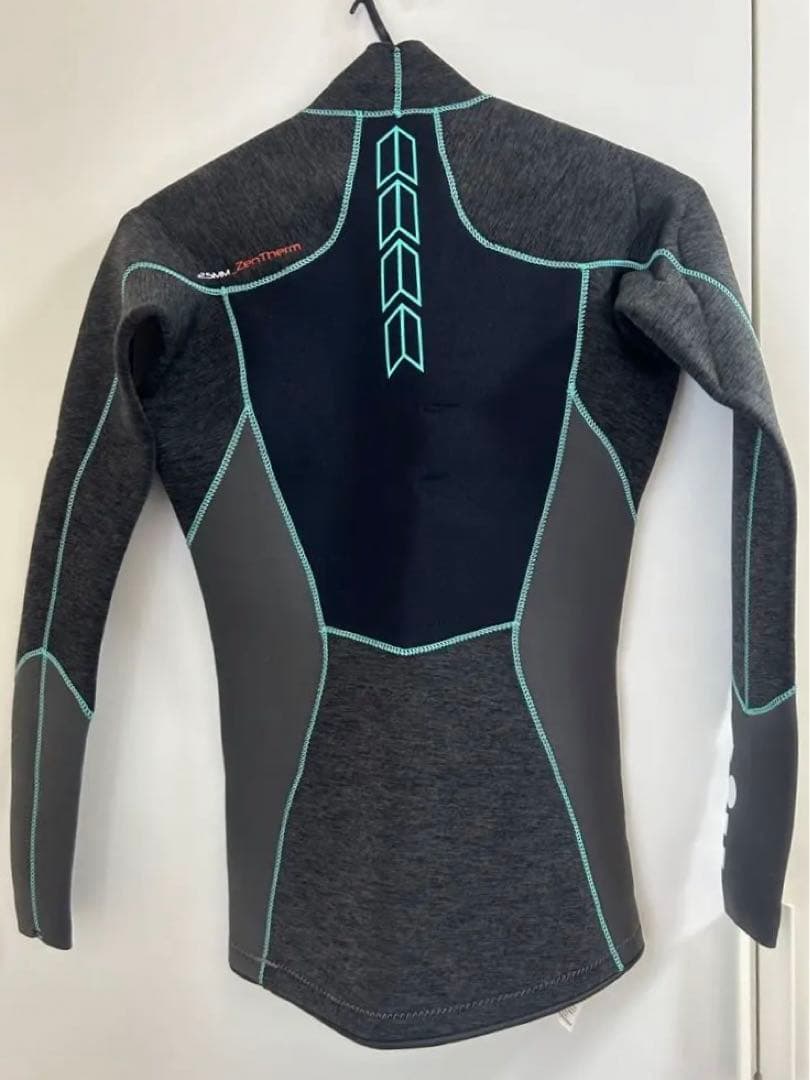 Gill ウェットスーツ2.5mm
