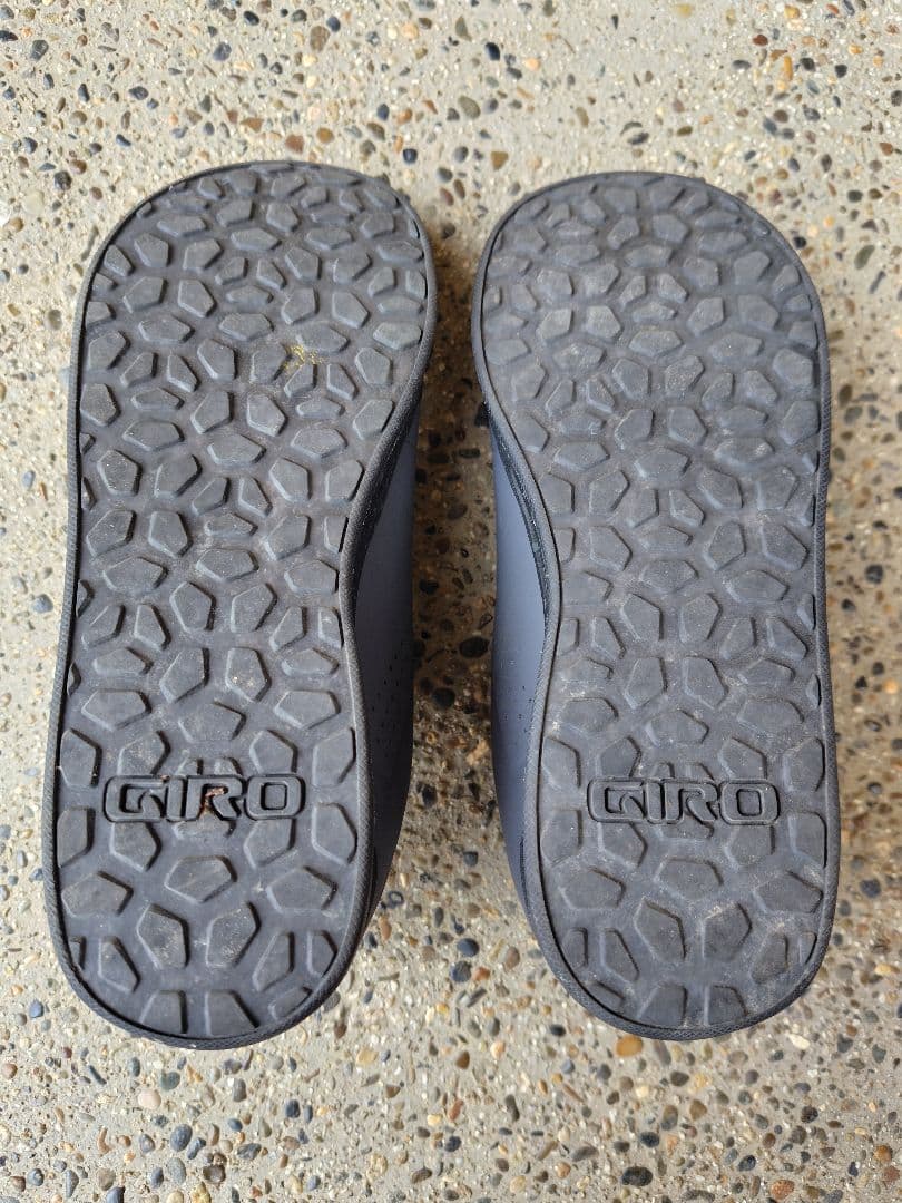 GIRO サイクリングシューズ　LATCH スニーカー グレー 黒 EU40