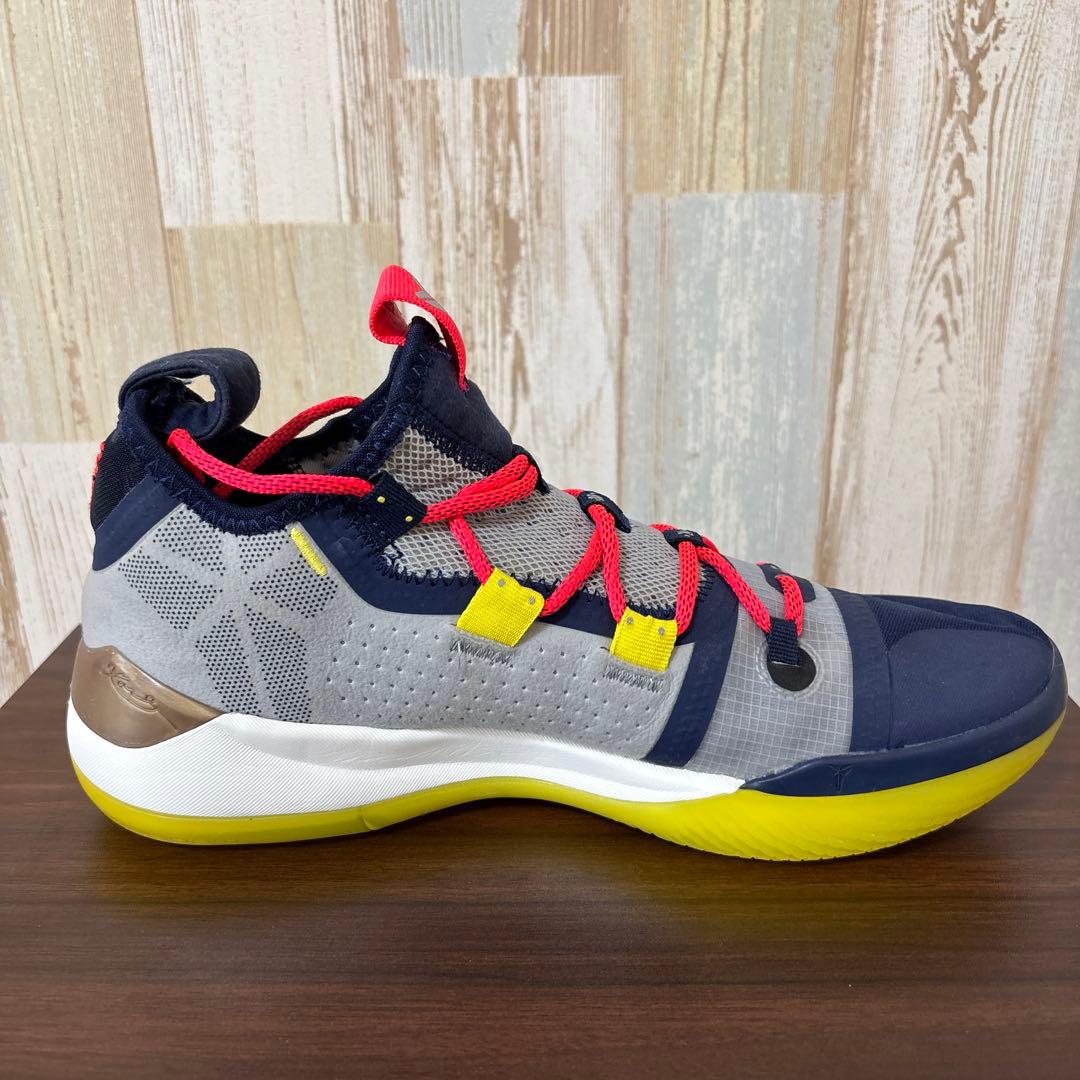 NIKE KOBE ナイキ コービー26㎝　バスケットシューズ　おしゃれ