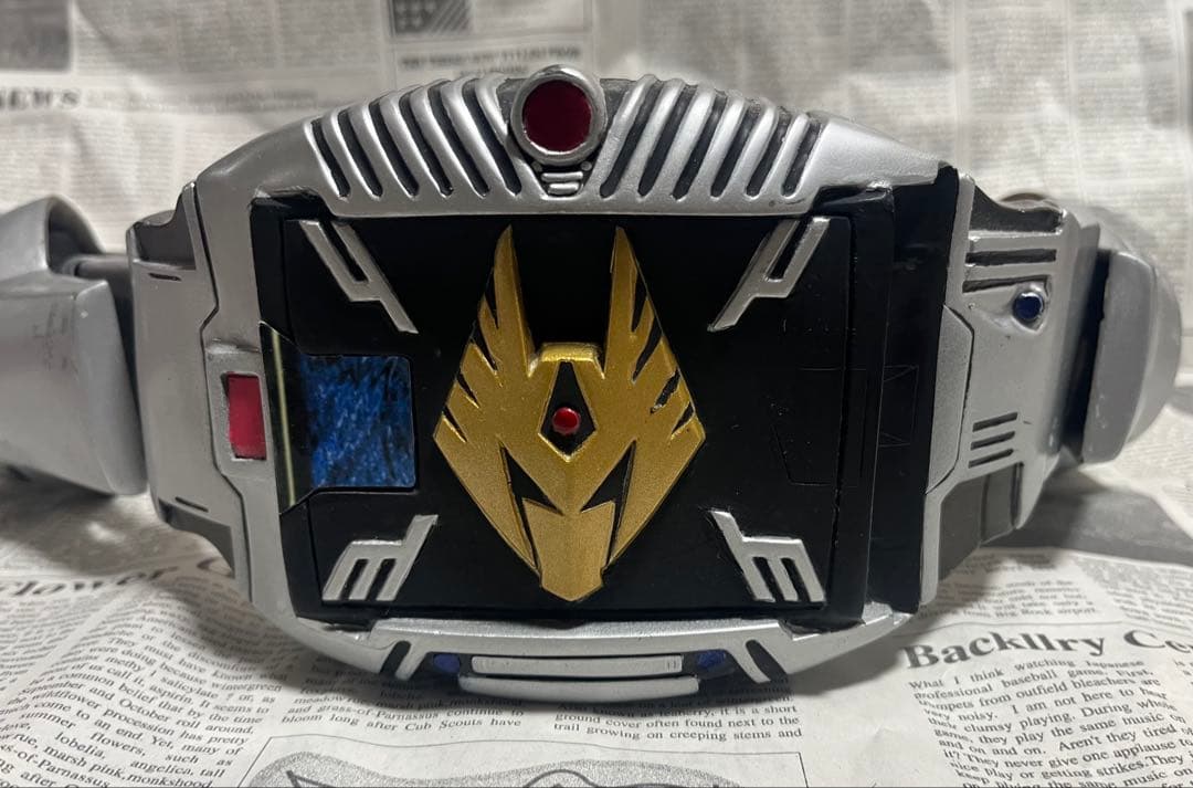 仮面ライダー龍騎　アトラク　Vバックル